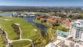 Golfer's Paradise Pelican Waters Resort
